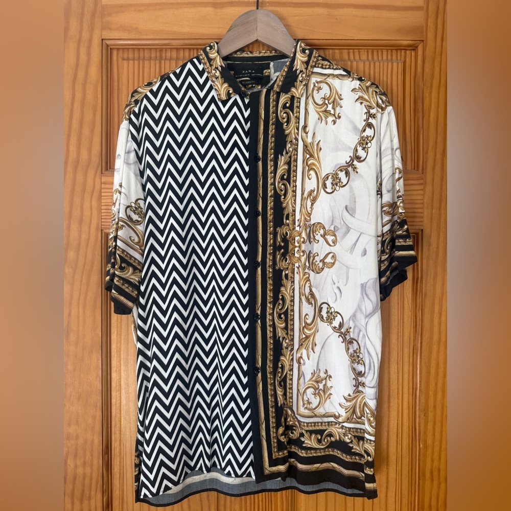 Men’s ZARA Relaxed Fit Printed Baroque Versace Style S/S Shirt - Small